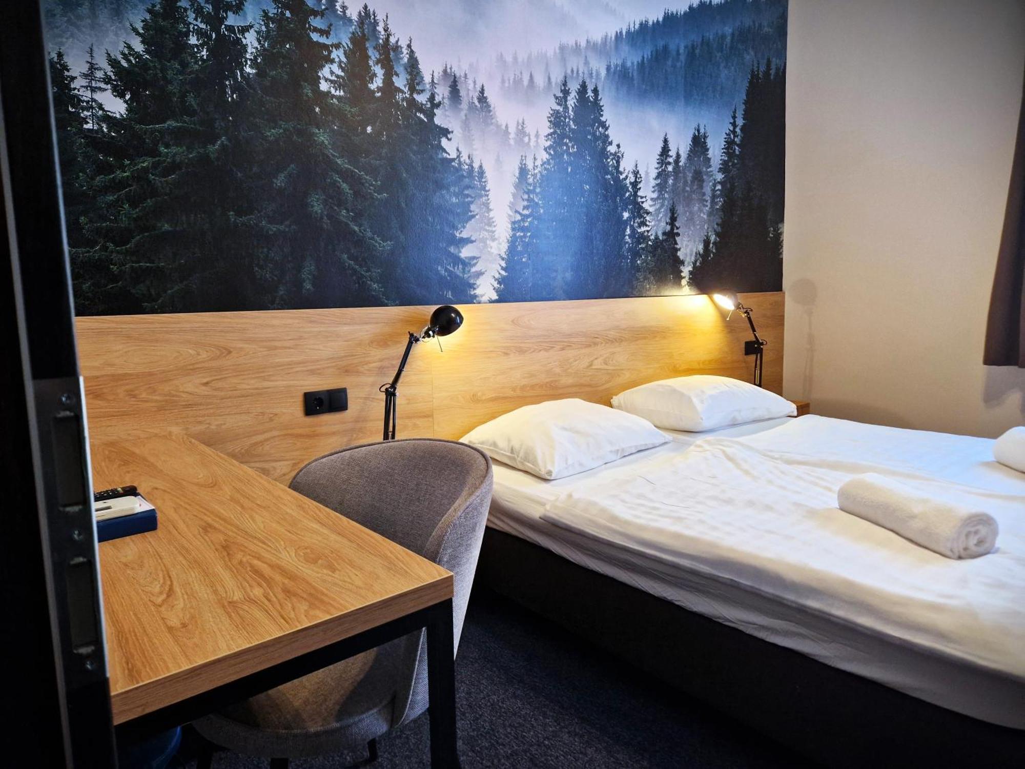 Garda Hotel Szombathely Buitenkant foto